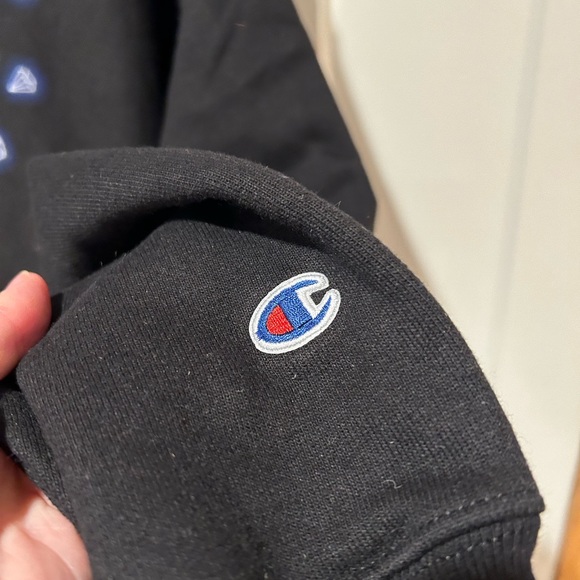 Champion NWT shine bright hoodie by artist Adam Fu - Picture 5 of 7